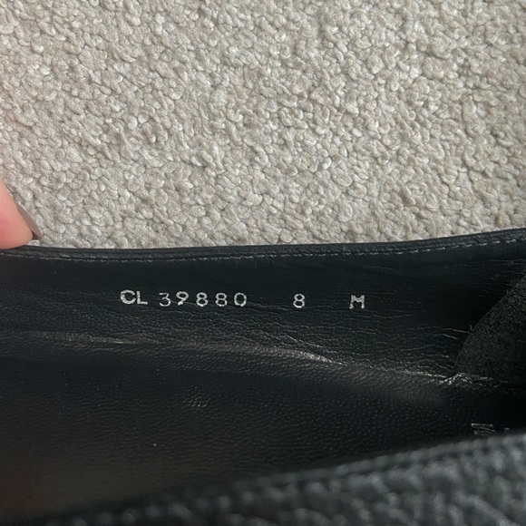 Stuart Weitzman open toe flats with silver buckle - Picture 3 of 7